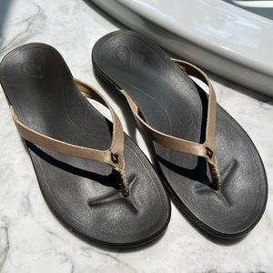 Olukai Ladies sandals